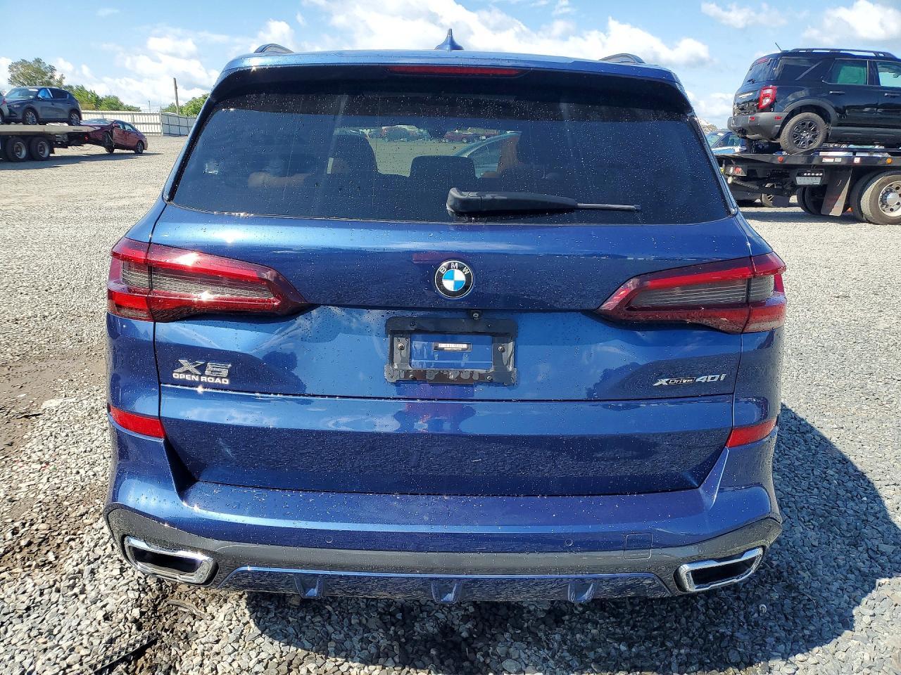 2022 BMW X5 xDrive40I - zdjęcie 6