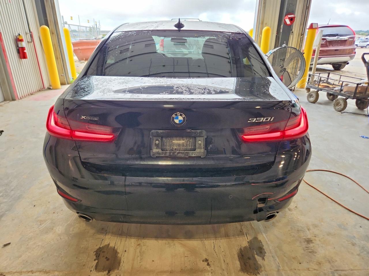2019 BMW Seria 3 330i - zdjęcie 6