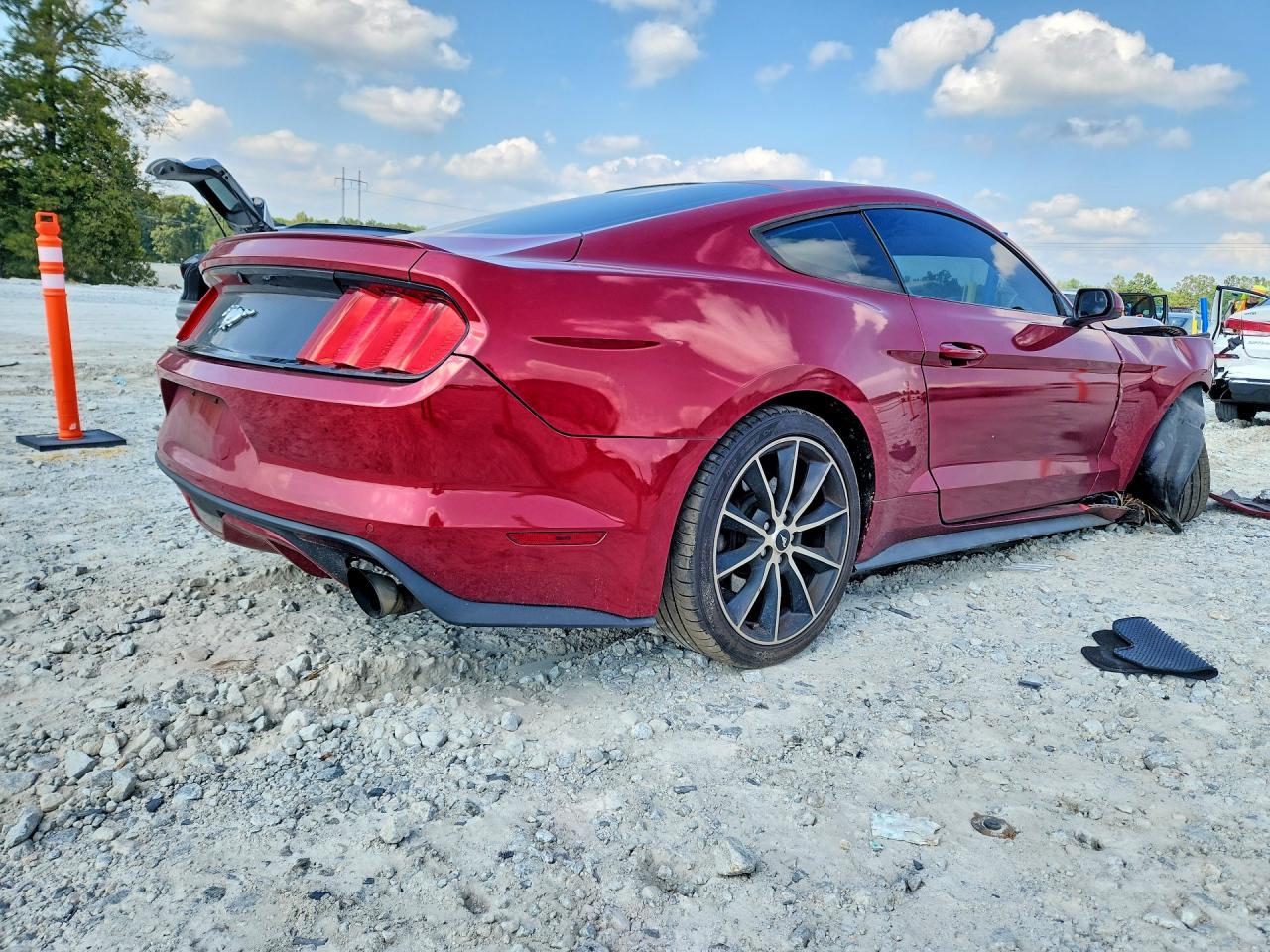 2016 Ford Mustang - zdjęcie 3