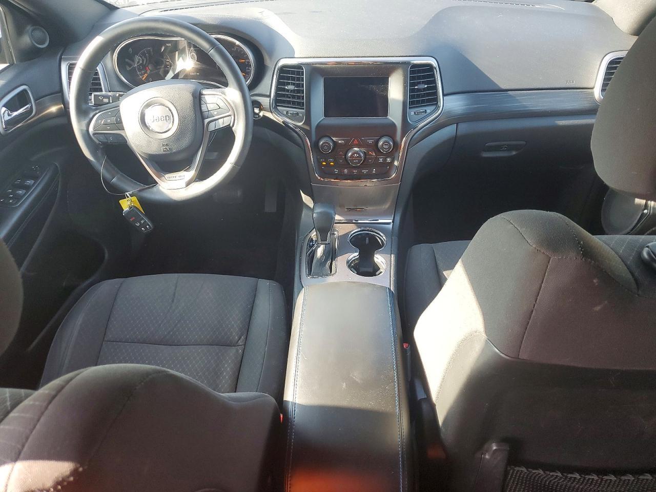 2019 Jeep Grand Cherokee Upland 4X4 - zdjęcie 8
