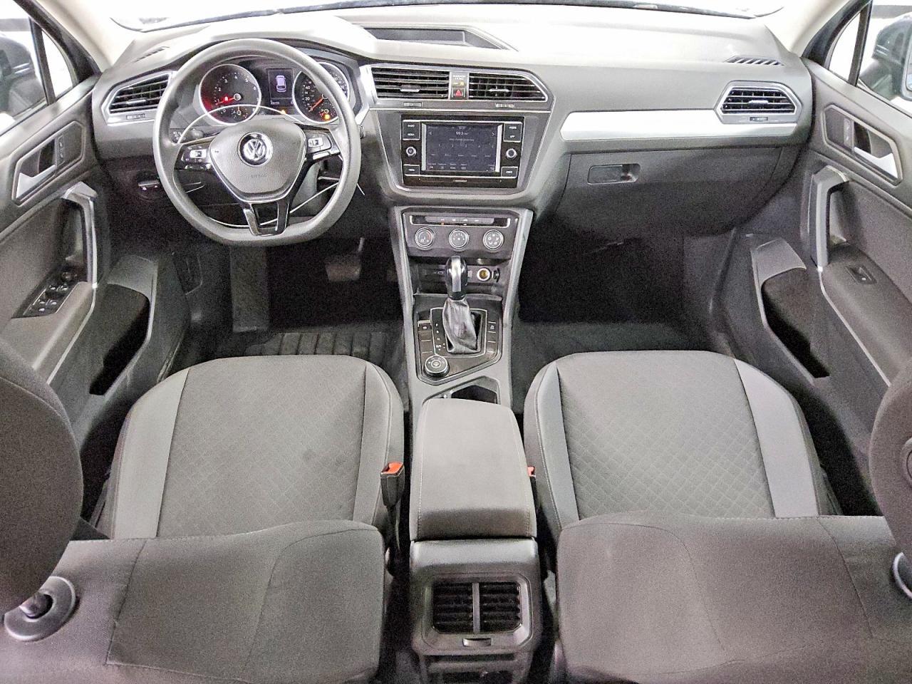 2020 Volkswagen Tiguan S - zdjęcie 8