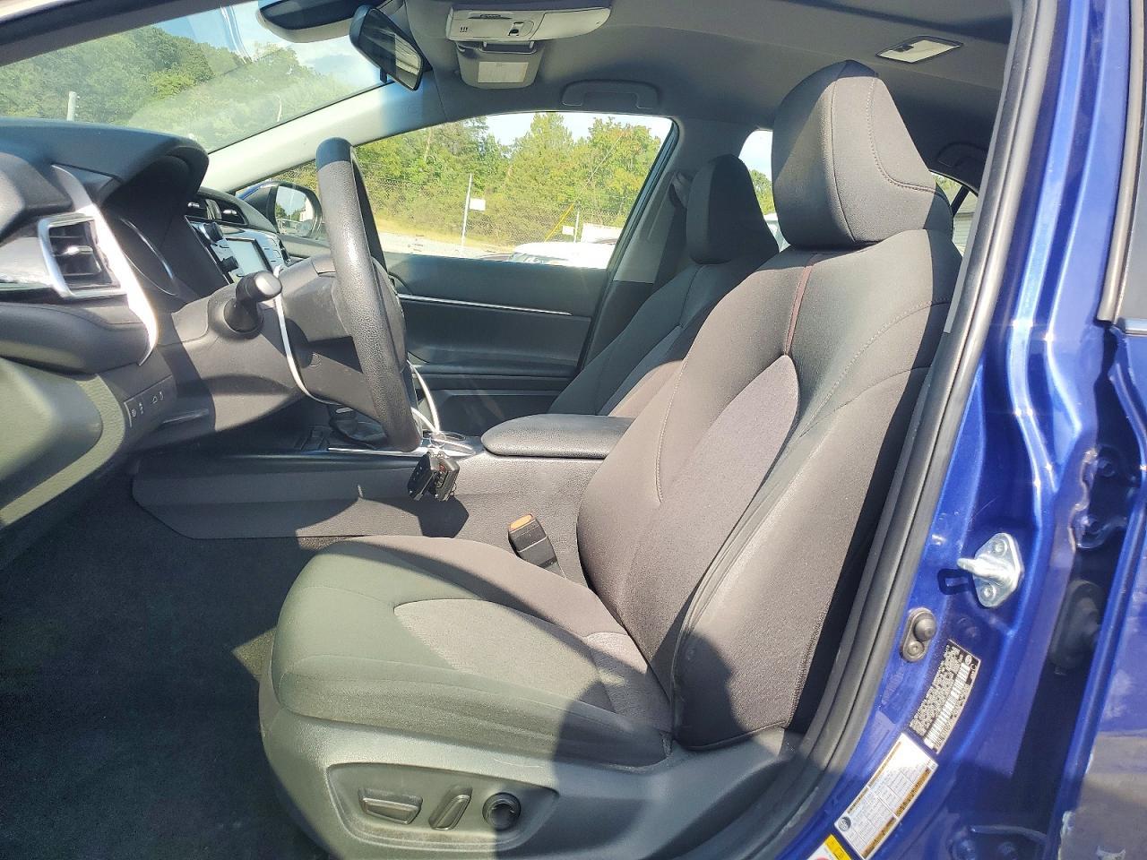 2018 Toyota Camry Le - zdjęcie 7