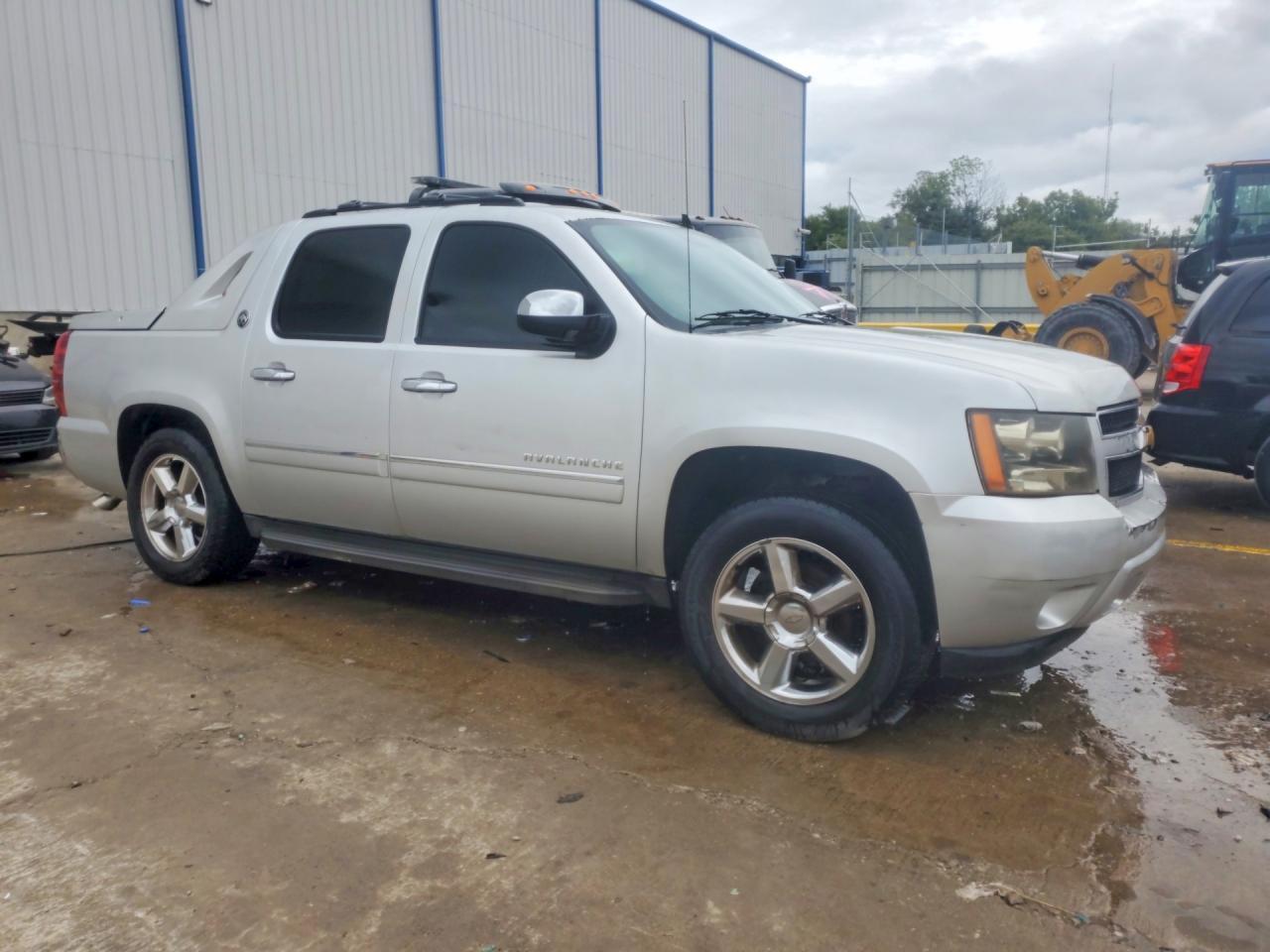 2013 Chevrolet Avalanche Ltz - zdjęcie 4
