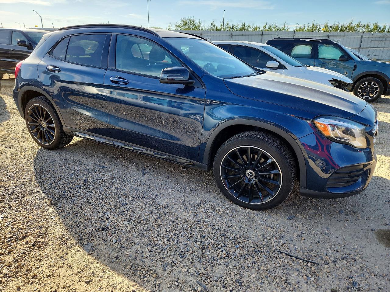 2019 Mercedes-Benz Gla 250 4Matic - zdjęcie 4