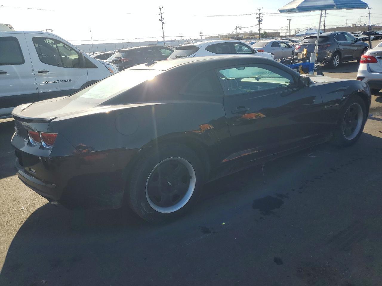 2013 Chevrolet Camaro Ls - zdjęcie 3