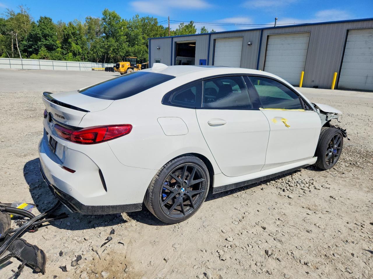 2020 BMW Seria 2 M235i - zdjęcie 3
