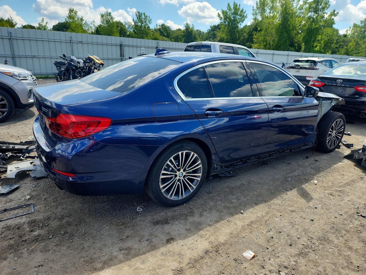 2019 BMW Seria 5 530i - zdjęcie 3