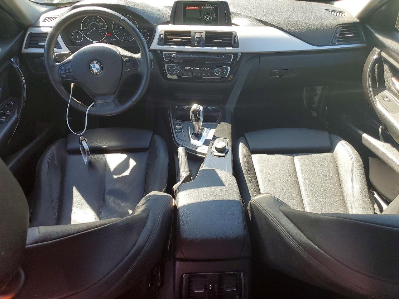 2018 BMW 320 I - zdjęcie 8