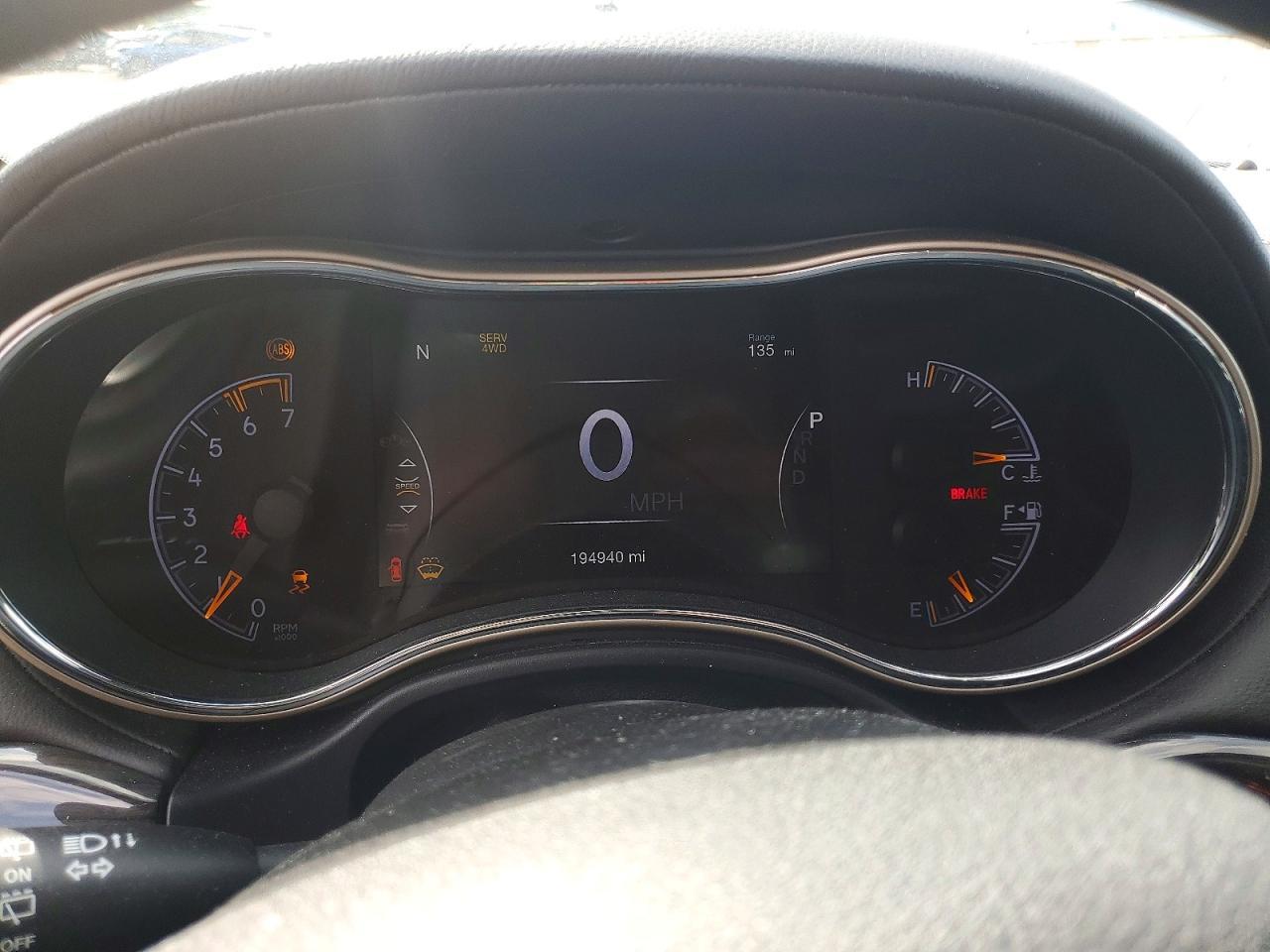 2017 Jeep Grand Cherokee Overland - zdjęcie 9