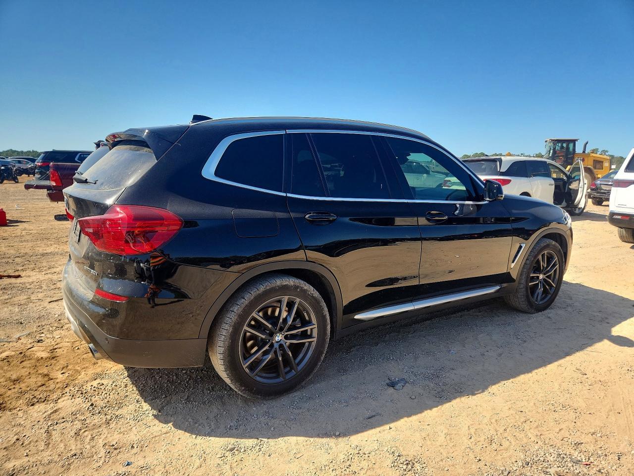 2019 BMW X3 Sdrive30I - zdjęcie 3