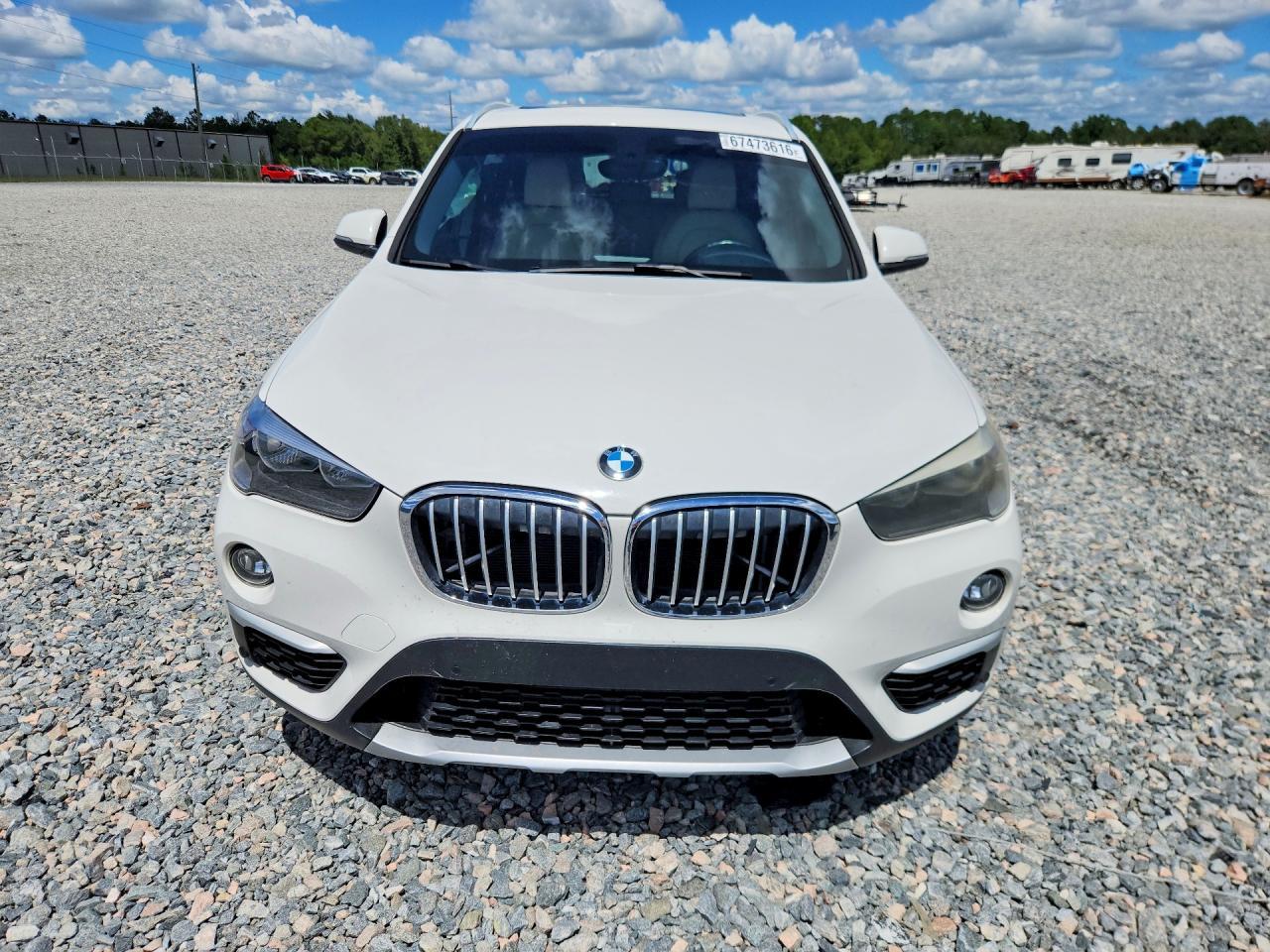 2017 BMW X1 xDrive28I - zdjęcie 5