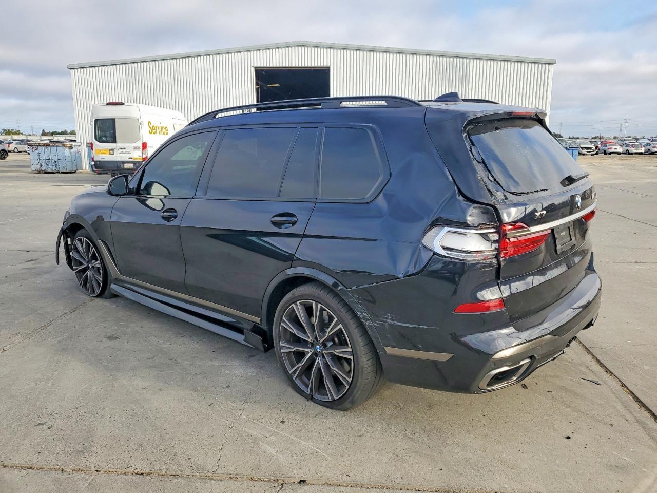 2020 BMW X7 M50I - zdjęcie 2