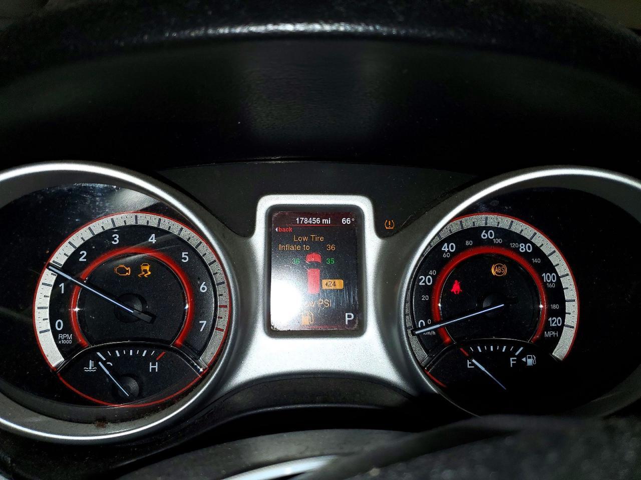 2016 Dodge Journey Sxt - zdjęcie 9