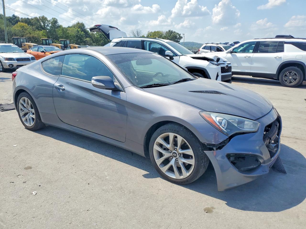 2013 Hyundai Genesis Coupe 3.8 Grand Touring - zdjęcie 4