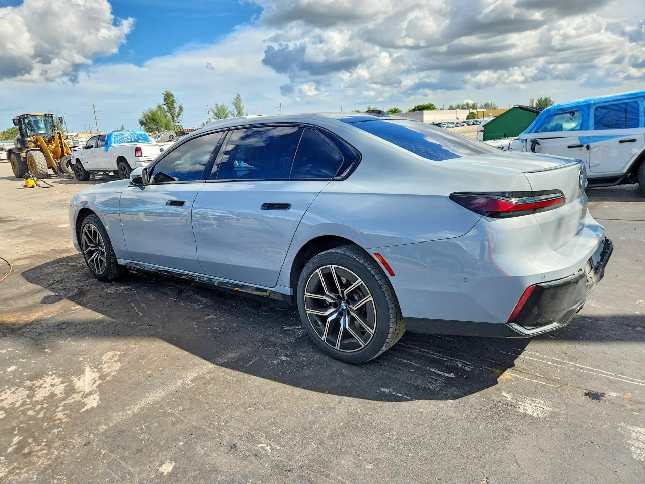2024 BMW 740 I - zdjęcie 2