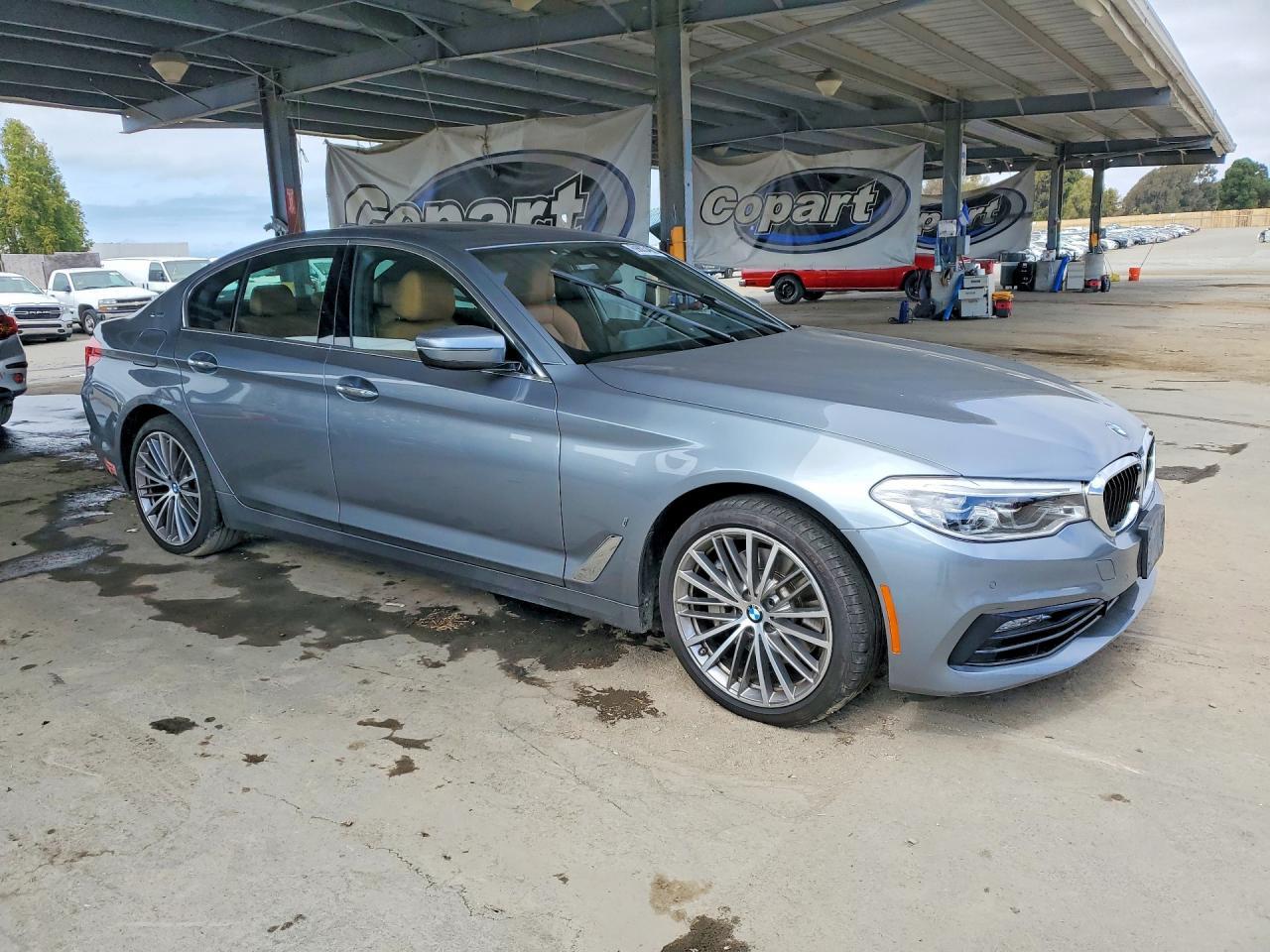 2018 BMW Seria 5 530e - zdjęcie 4