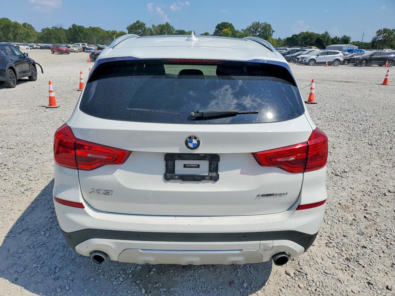 2018 BMW X3 xDrive30I - zdjęcie 6