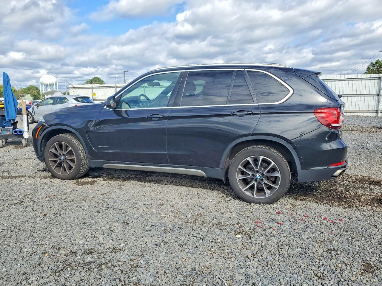 2018 BMW X5 xDrive35I - zdjęcie 2