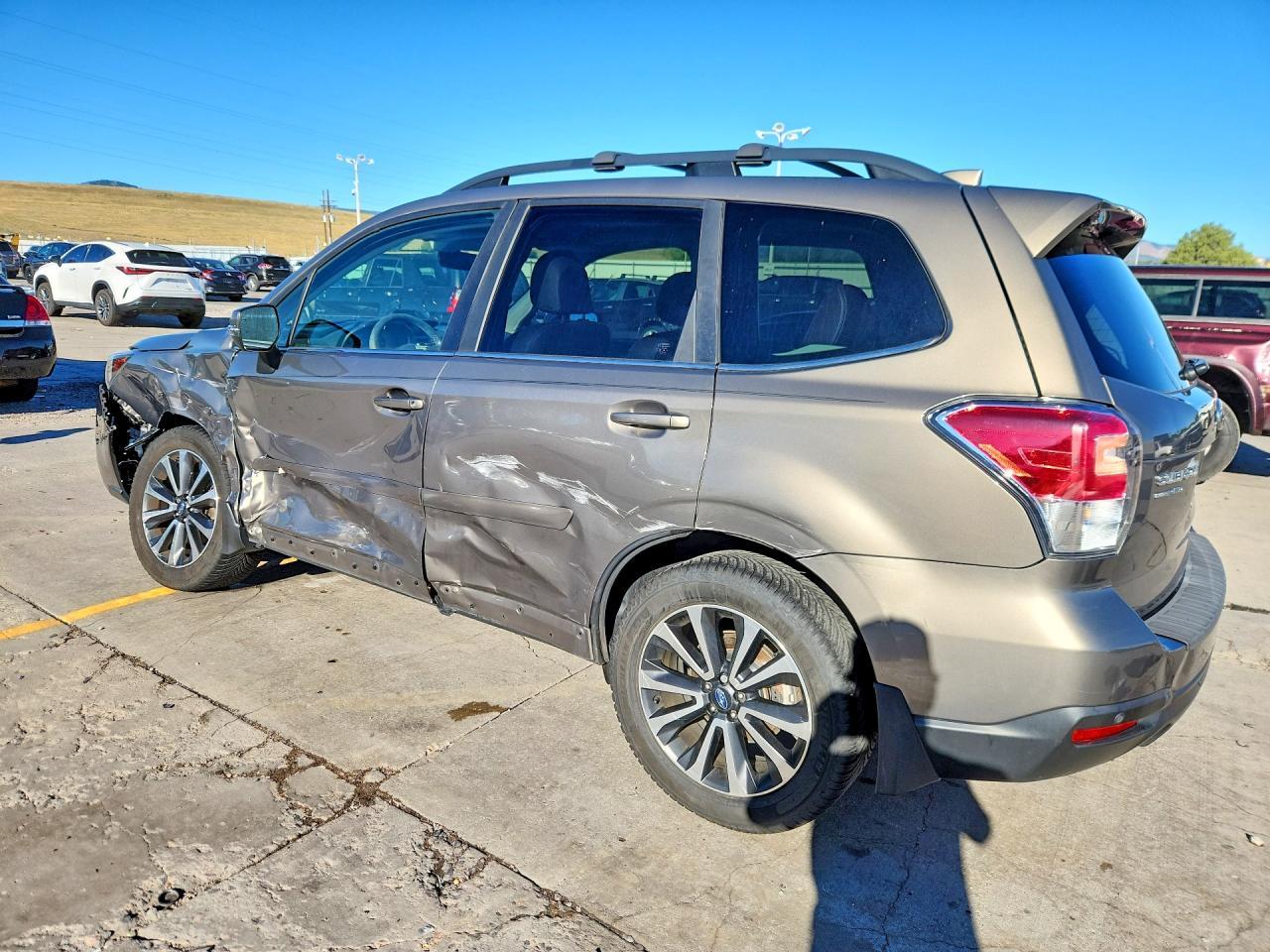 2017 Subaru Forester 2.0Xt Touring - zdjęcie 2