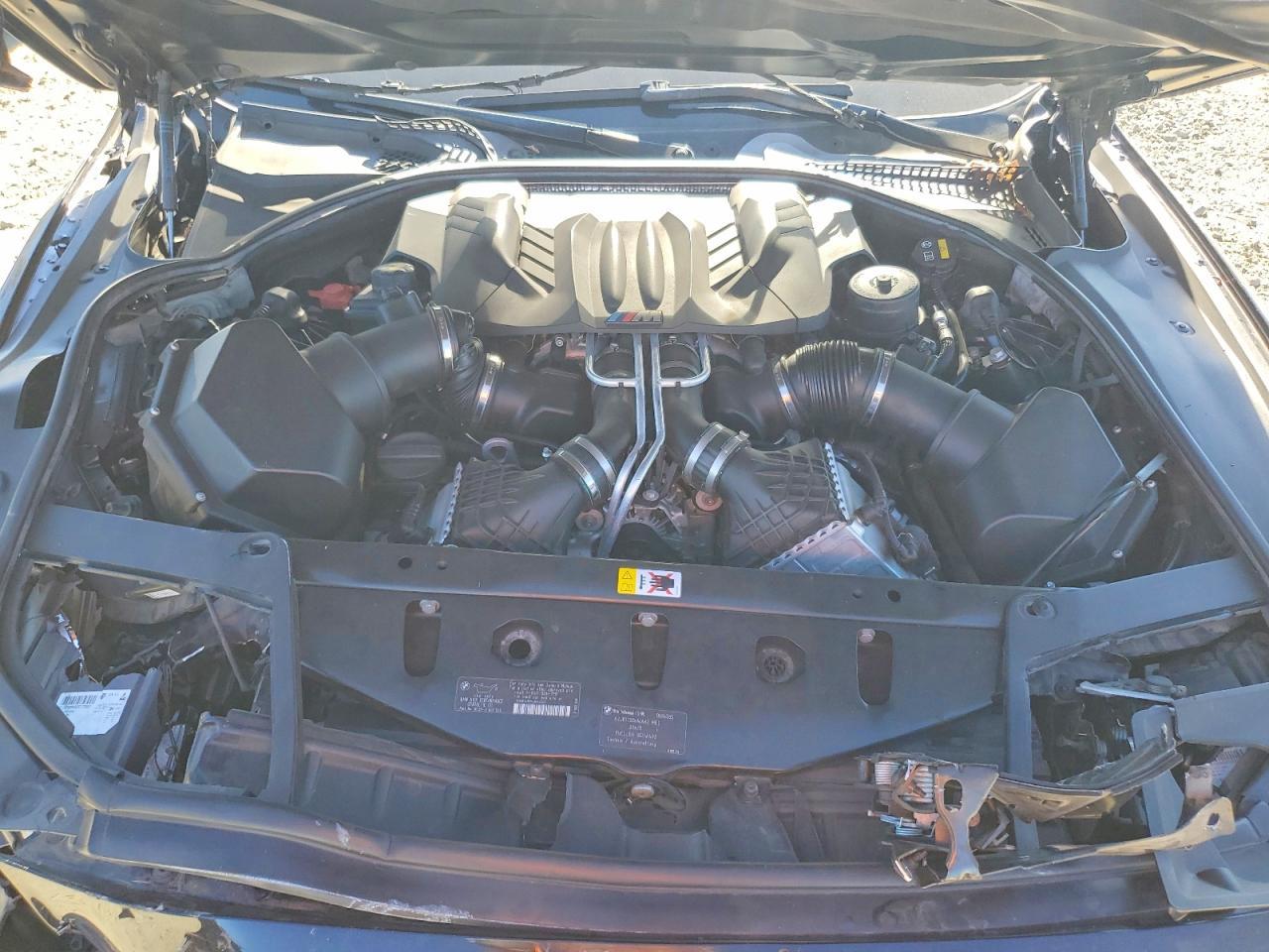 2015 BMW M5 - zdjęcie 11