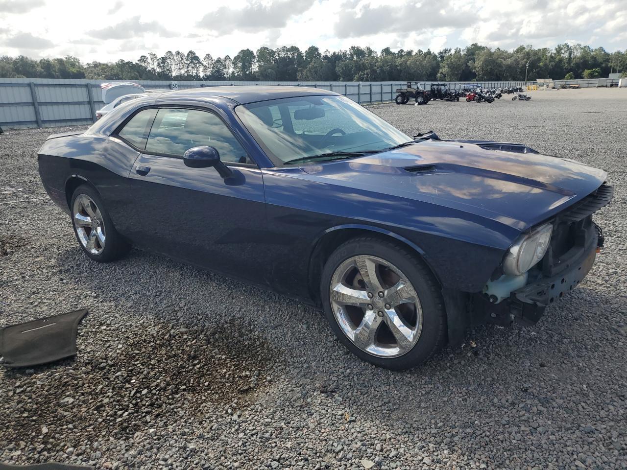 2013 Dodge Challenger Sxt - zdjęcie 4