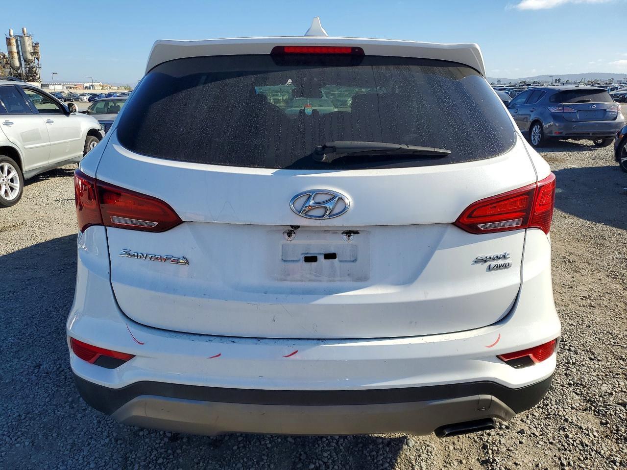 2017 Hyundai Santa Fe Sport 2.4L - zdjęcie 6