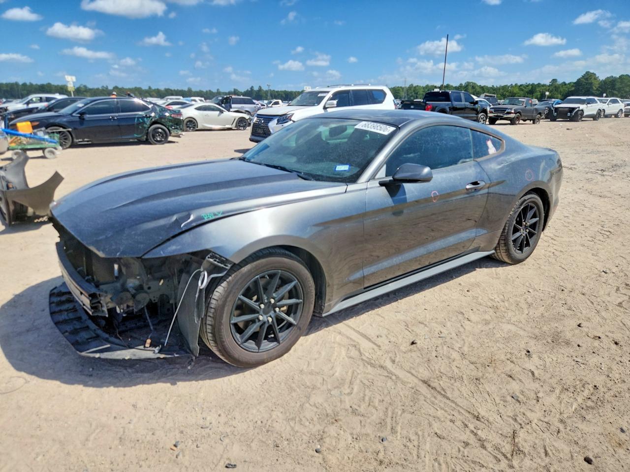 2015 Ford Mustang - zdjęcie główne