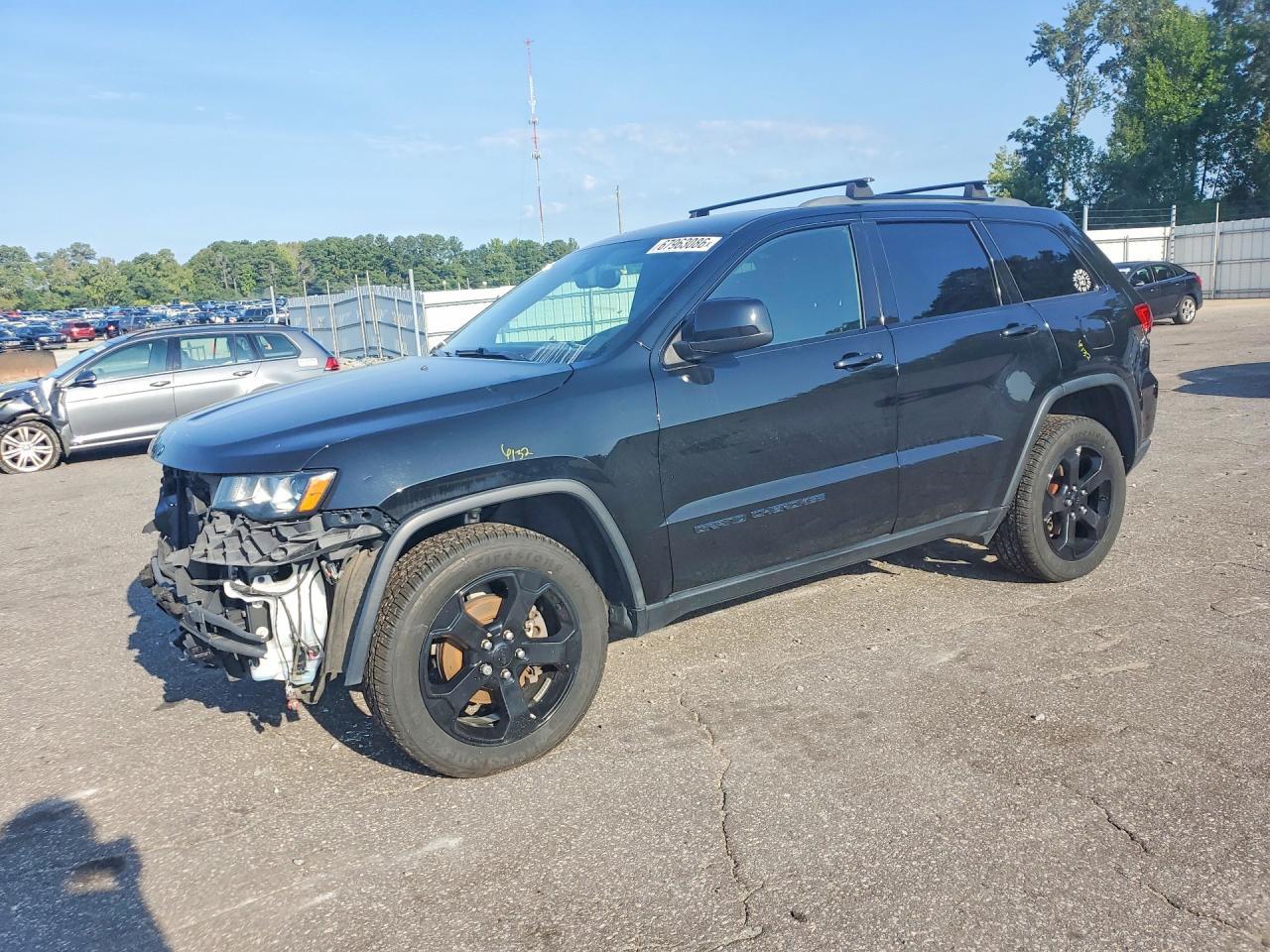 2019 Jeep Grand Cherokee Upland 4X4 - zdjęcie główne