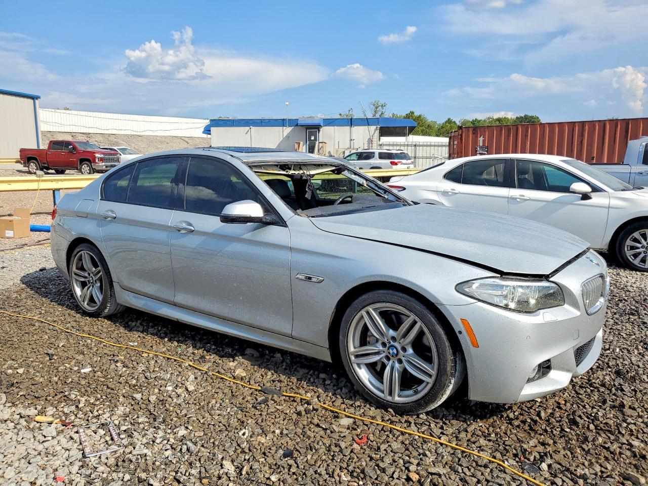 2015 BMW 550 I - zdjęcie 4