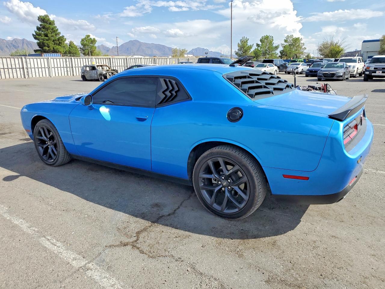 2023 Dodge Challenger Sxt - zdjęcie 2