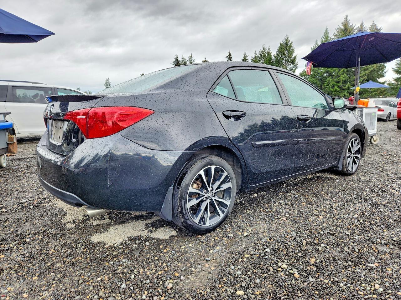 2017 Toyota Corolla Se - zdjęcie 3