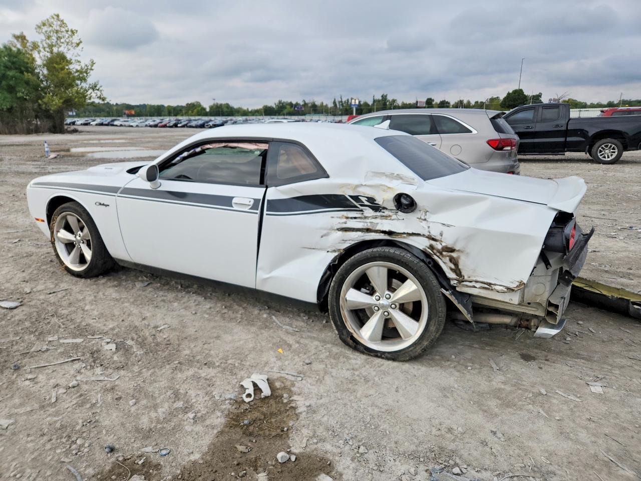 2016 Dodge Challenger R/T - zdjęcie 2