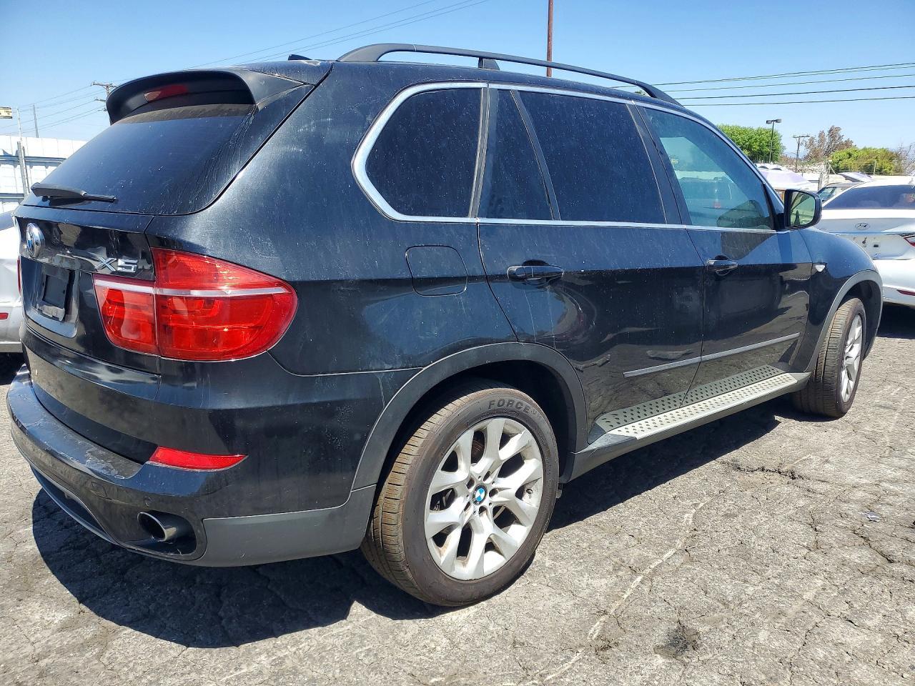 2013 BMW X5 xDrive35I - zdjęcie 3