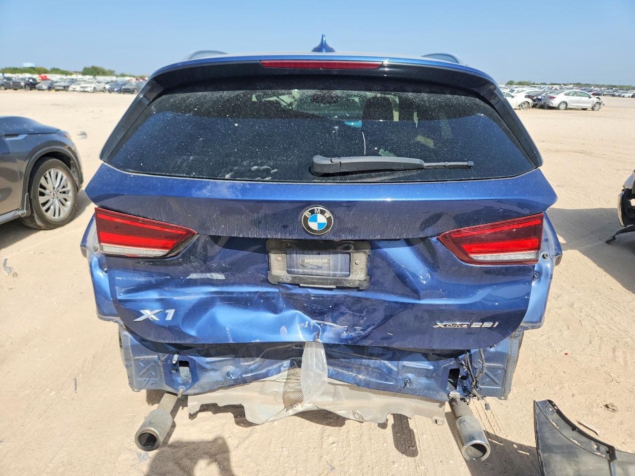2021 BMW X1 xDrive28I - zdjęcie 6