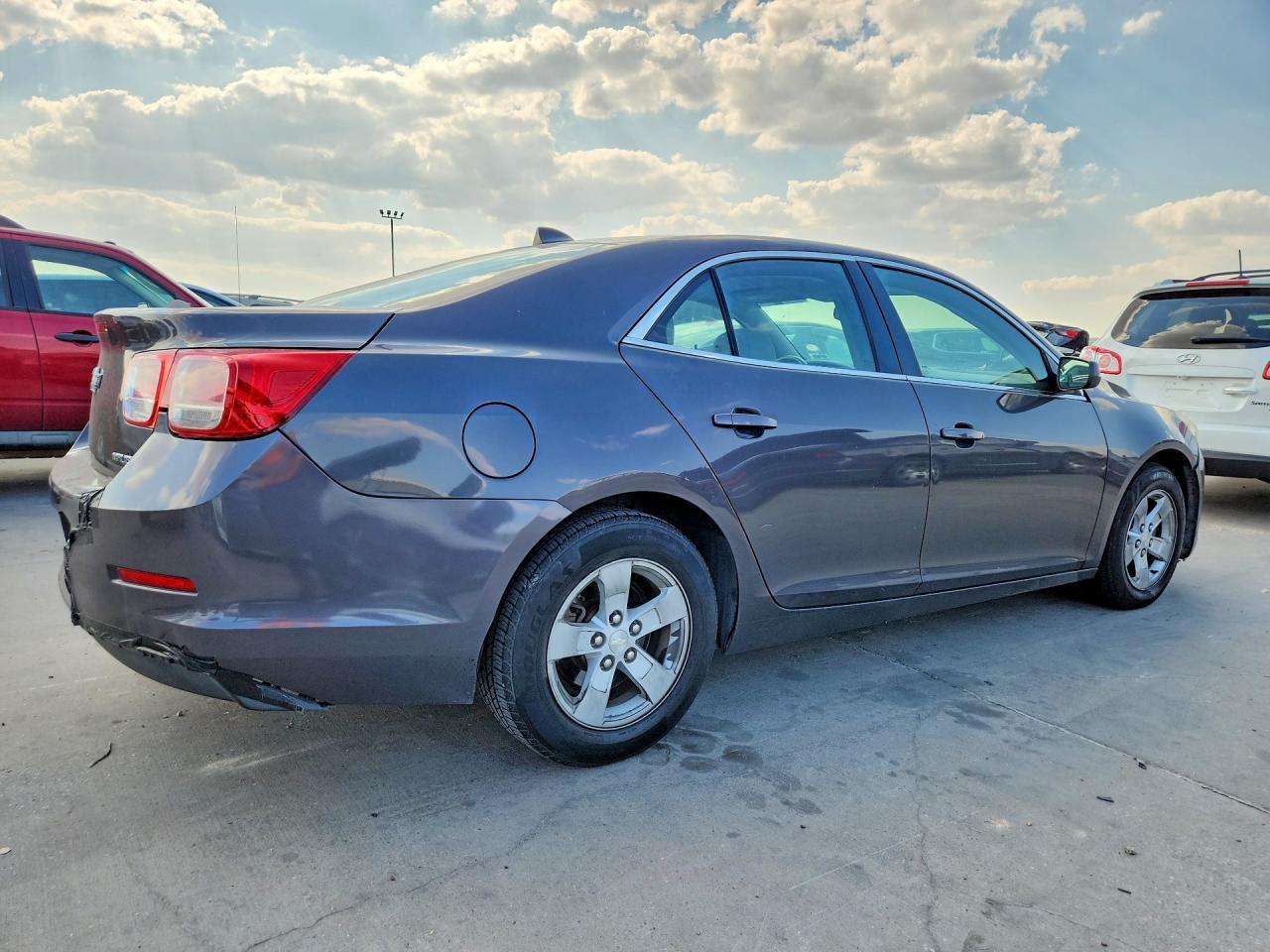 2013 Chevrolet Malibu Ls - zdjęcie 3