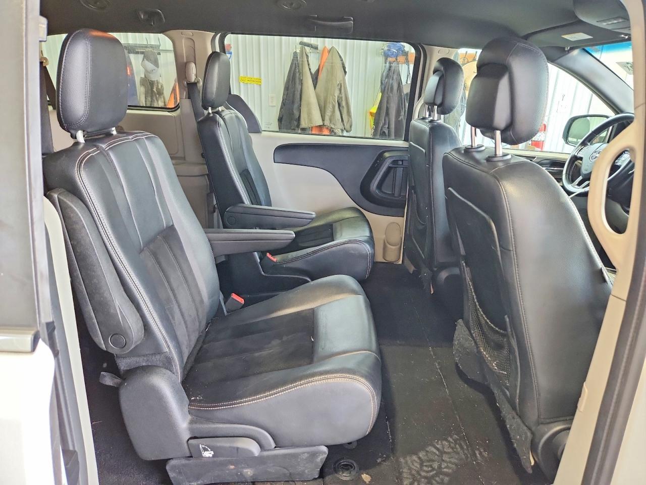 2017 Dodge Grand Caravan Sxt - zdjęcie 11