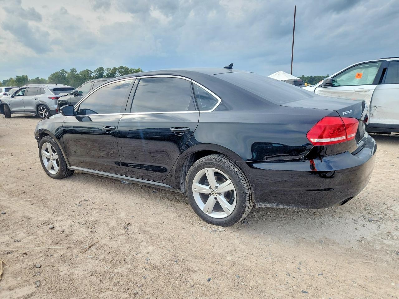 2014 Volkswagen Passat Se - zdjęcie 2
