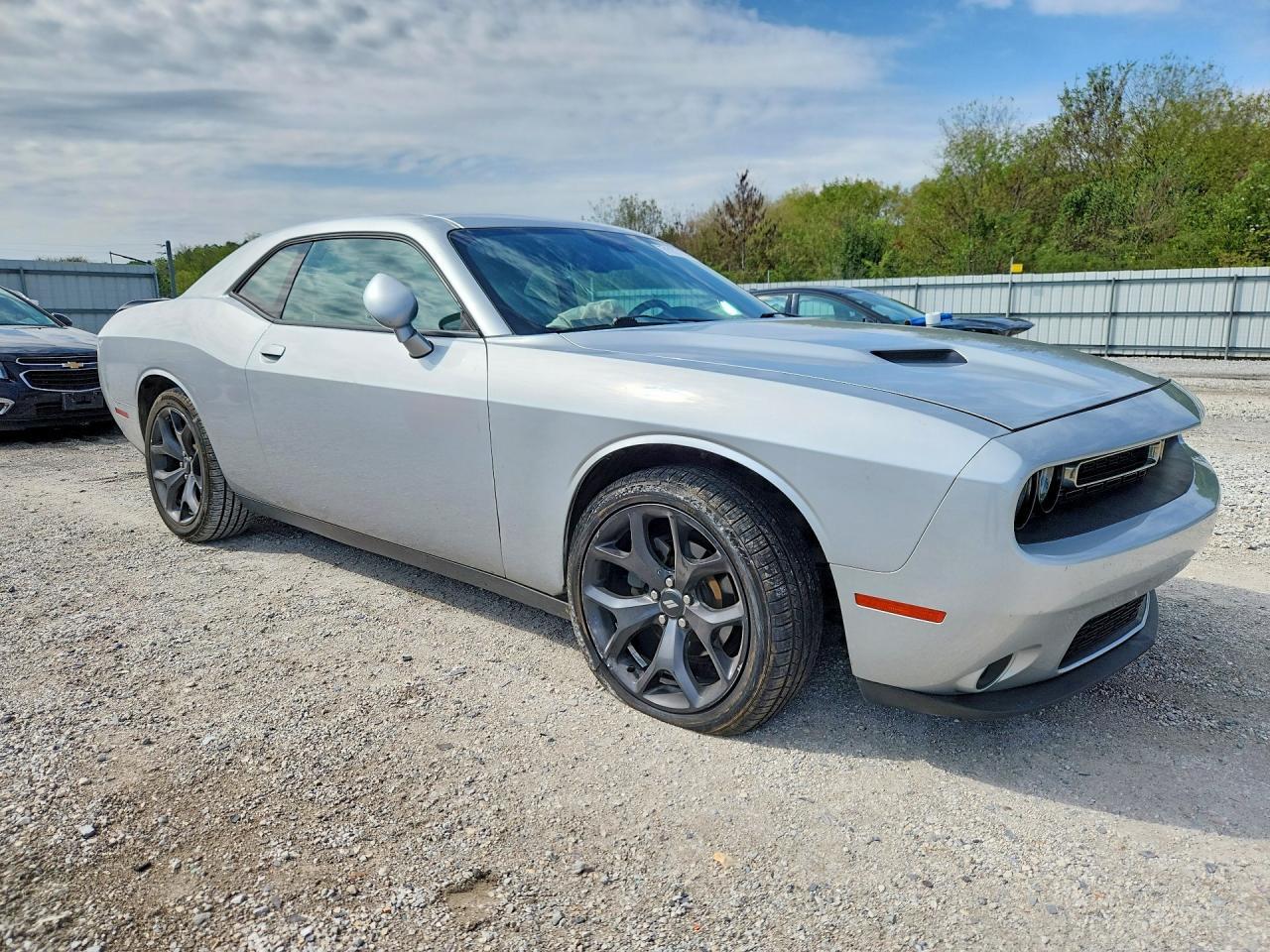 2020 Dodge Challenger Sxt - zdjęcie 4