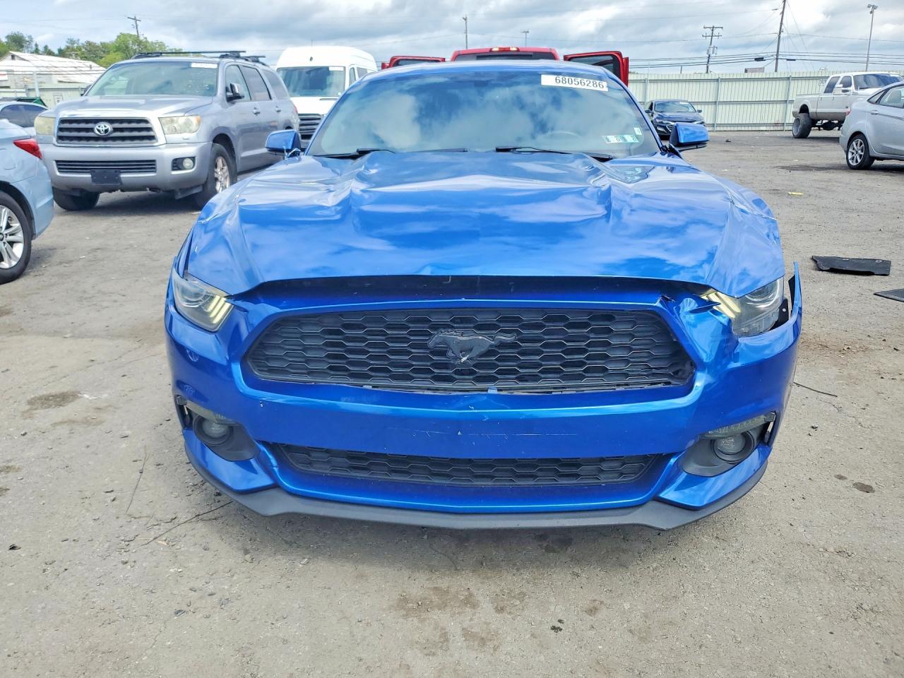 2017 Ford Mustang - zdjęcie 5