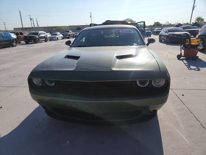 2021 Dodge Challenger Sxt - zdjęcie 13