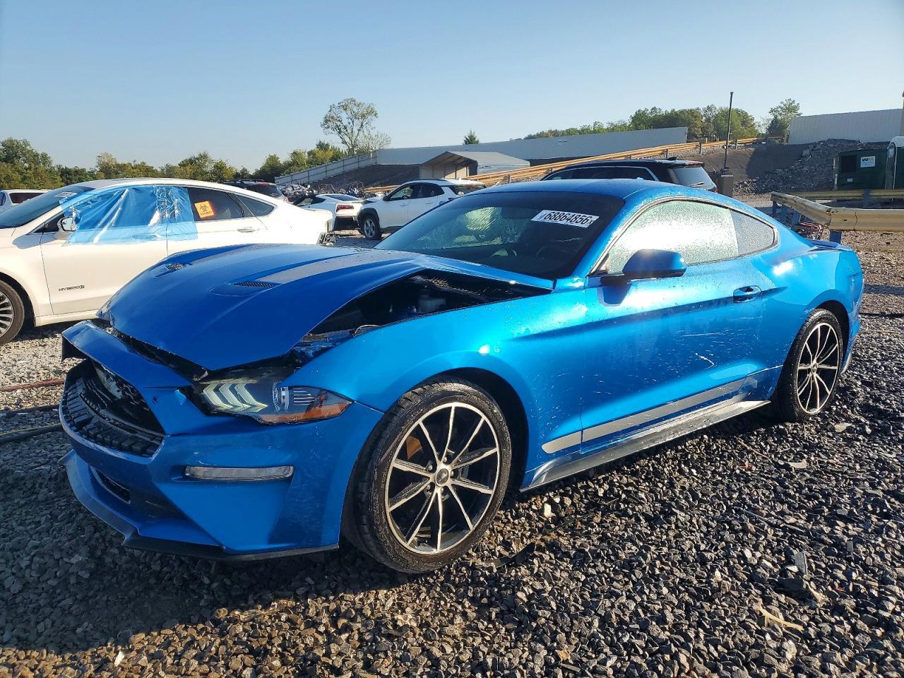 2020 Ford Mustang - zdjęcie 2