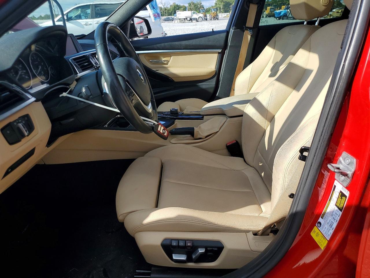 2018 BMW 330 I - zdjęcie 7