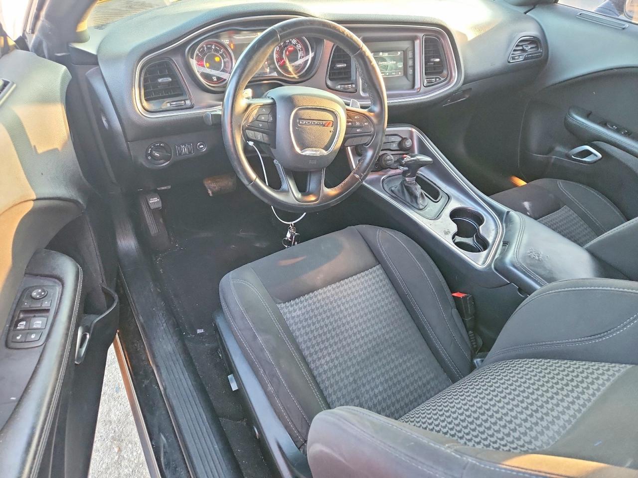 2015 Dodge Challenger Sxt - zdjęcie 8