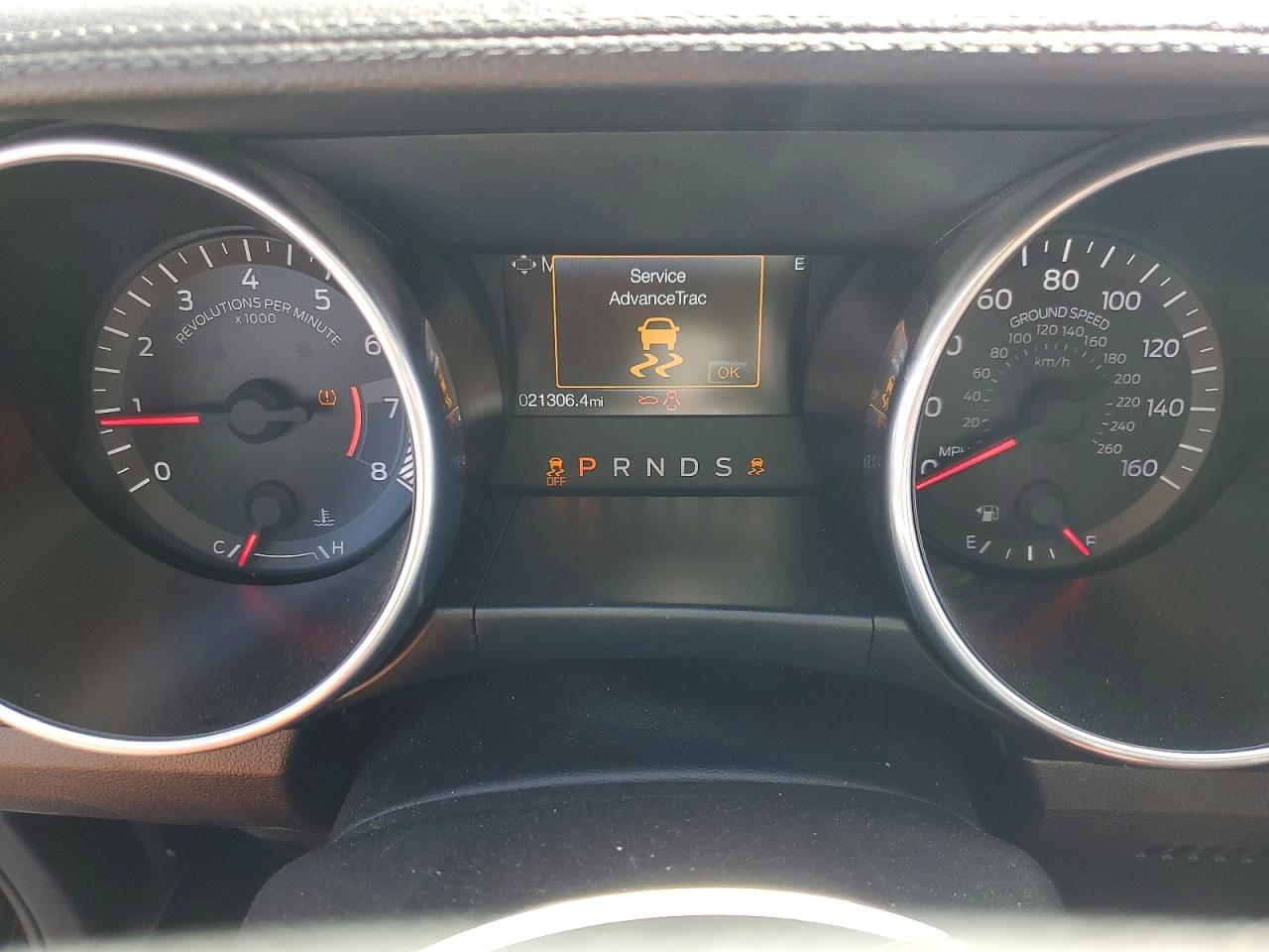 2021 Ford Mustang - zdjęcie 9