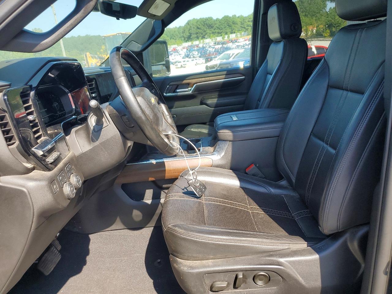 2024 Chevrolet Silverado K2500 High Country - zdjęcie 7
