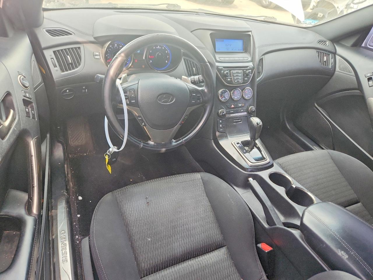 2014 Hyundai Genesis Coupe 2.0T - zdjęcie 8