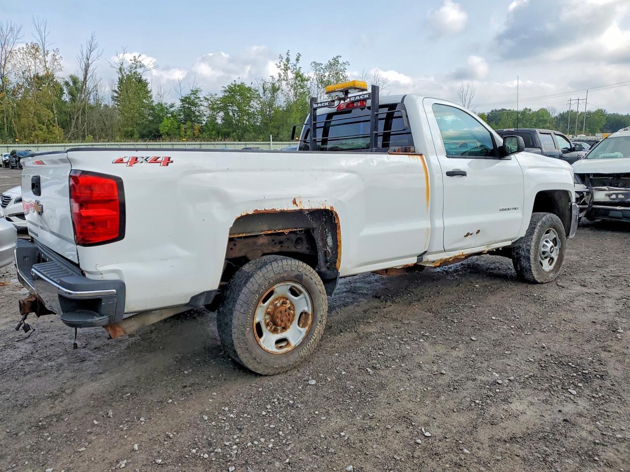 2018 Chevrolet Silverado K2500 Heavy Duty - zdjęcie 3