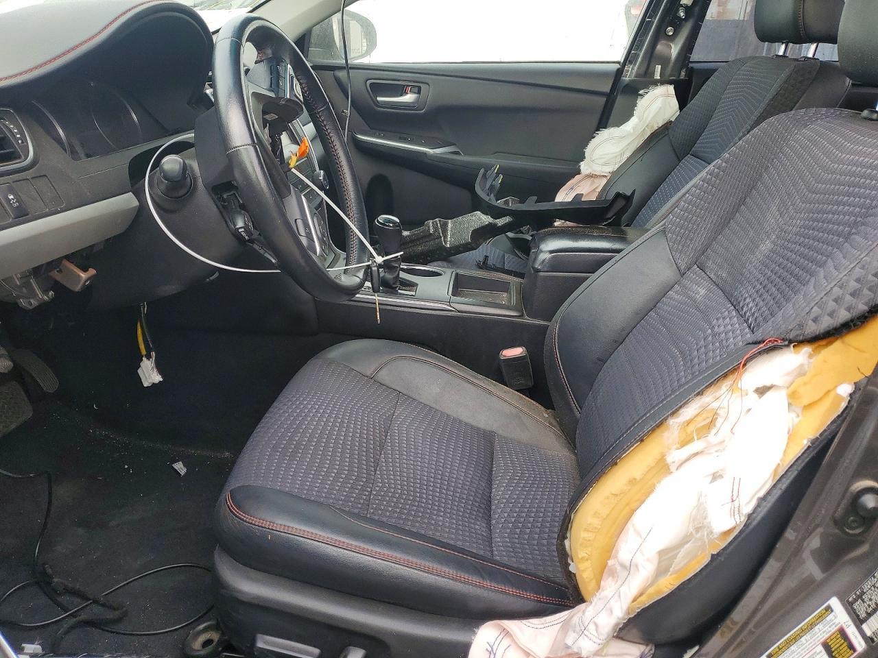 2017 Toyota Camry Se - zdjęcie 7