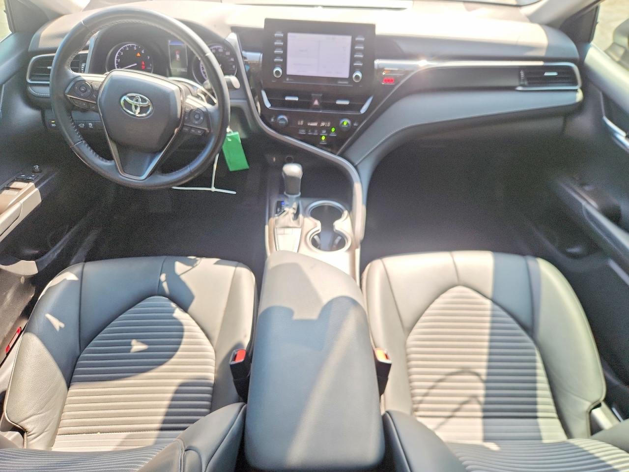 2023 Toyota Camry Se - zdjęcie 8