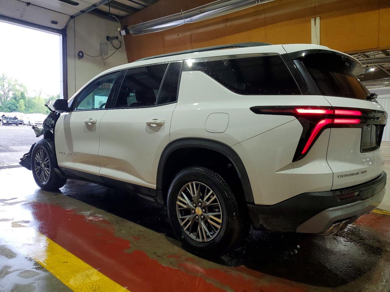 2026 Chevrolet Traverse Lt - zdjęcie 2